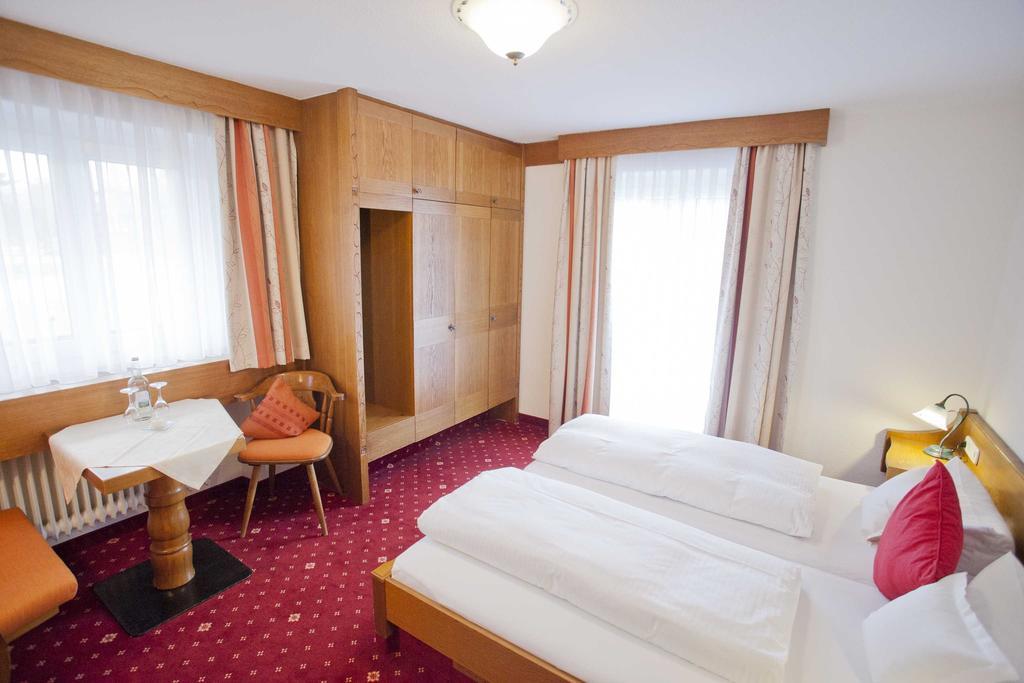 Gaestehaus Birkenhof オーベルストドルフ 部屋 写真