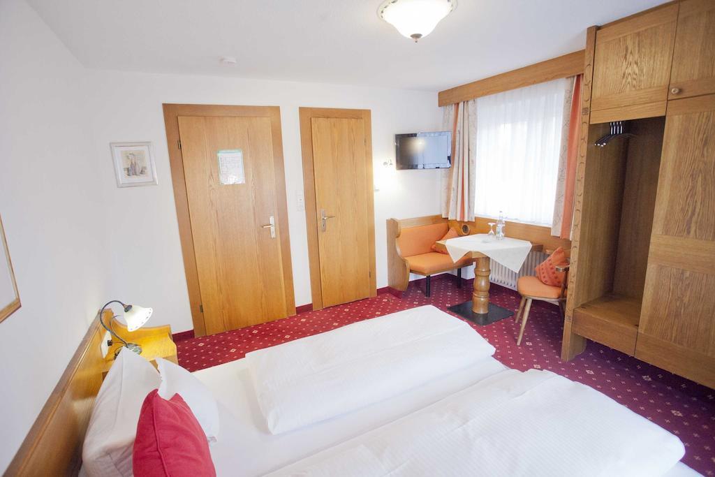Gaestehaus Birkenhof オーベルストドルフ 部屋 写真