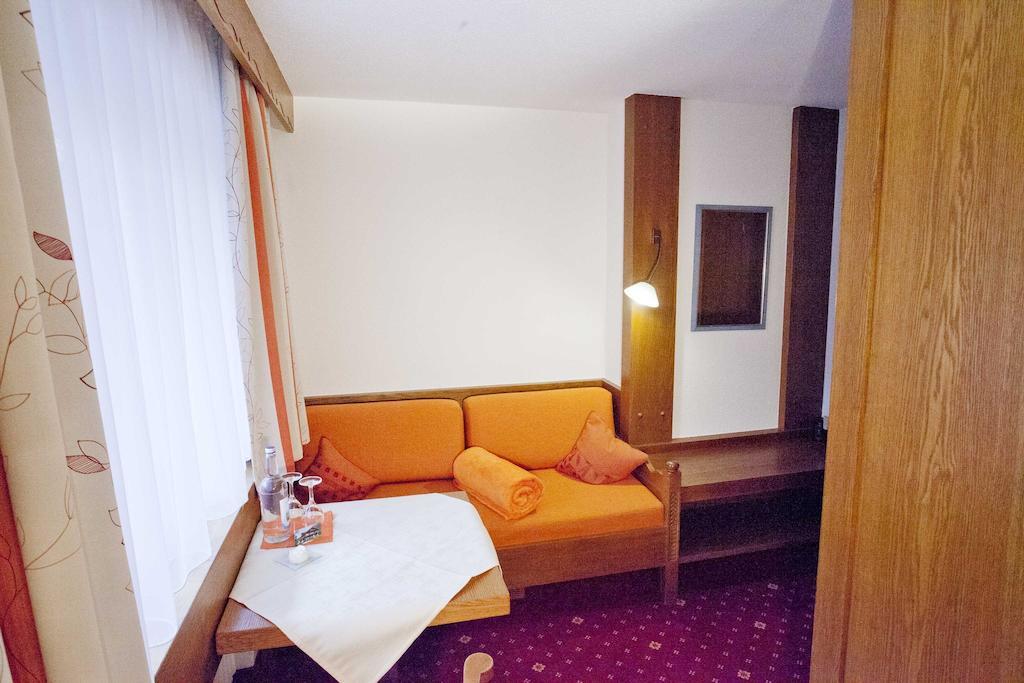 Gaestehaus Birkenhof オーベルストドルフ 部屋 写真